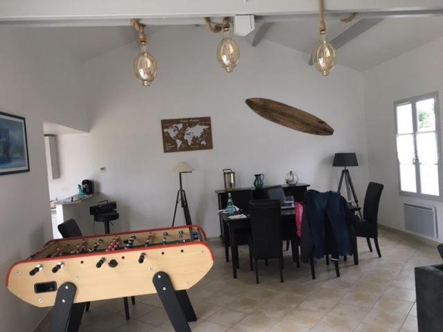 Gite Avec Piscine Privative LʼAiguillon-sur-Vie Eksteriør bilde